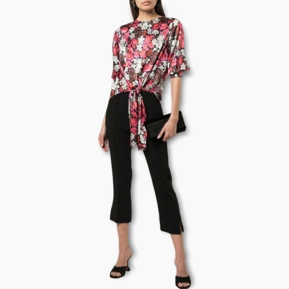 NWT Cinq à Sept Jenny Top Carnation Floral Feminine Black Multi 100% Silk SZ XS - Picture 1 of 12